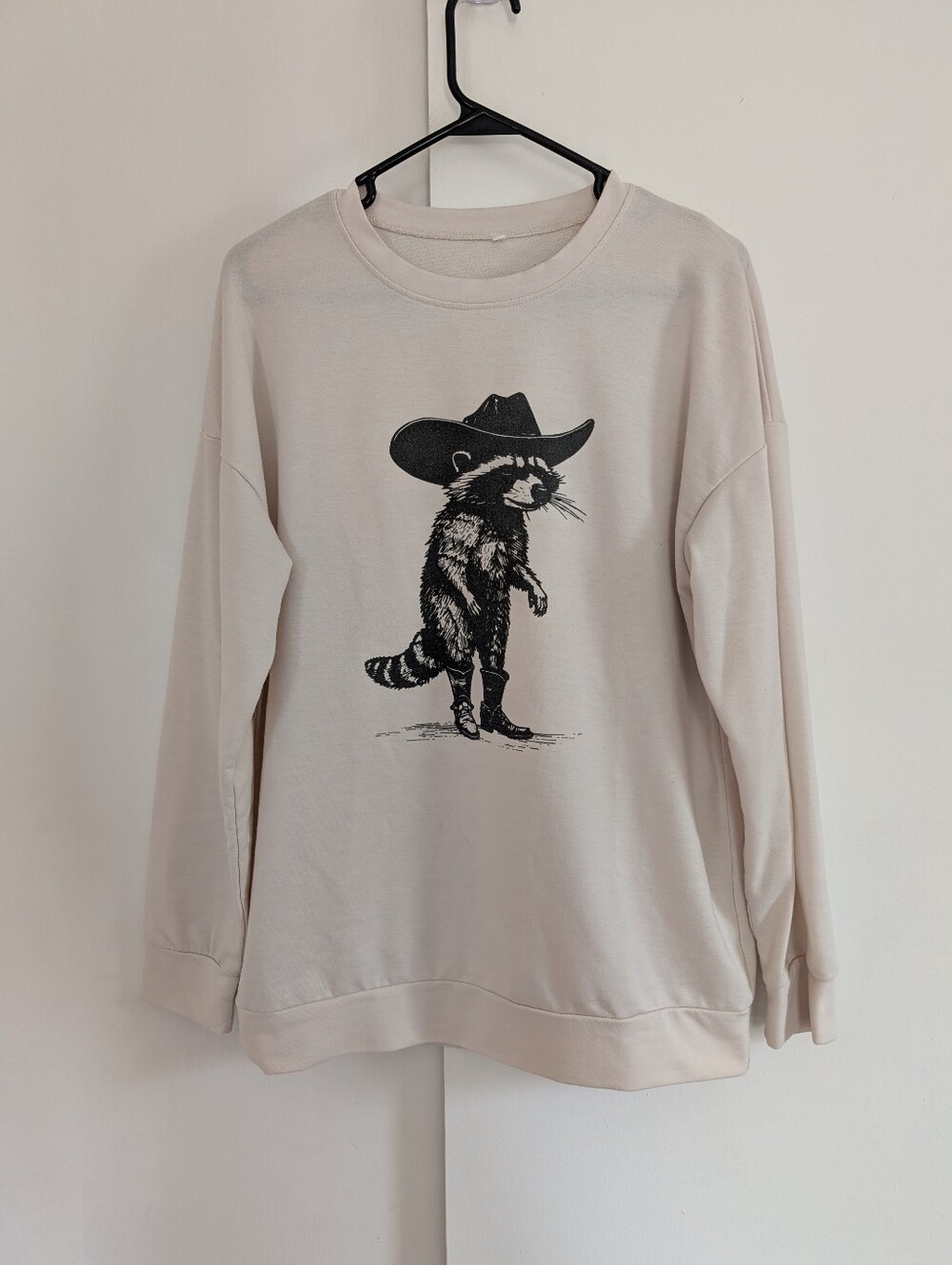 Cowboy Raccoon Cream Graphic Crewneck Sweater - Unbranded Fits Medium To Large